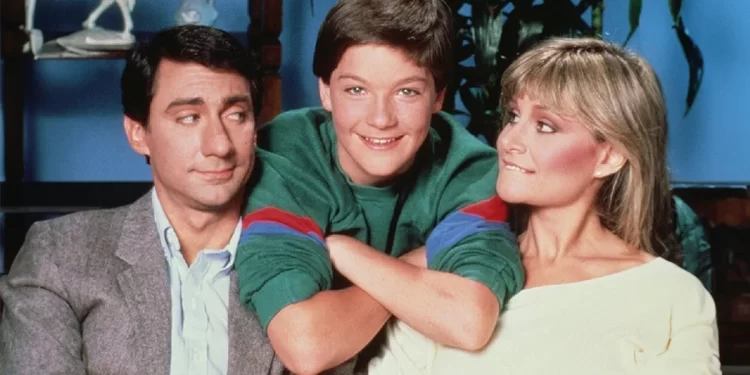 Cast of It's Your Move, classic 80s TV sitcom